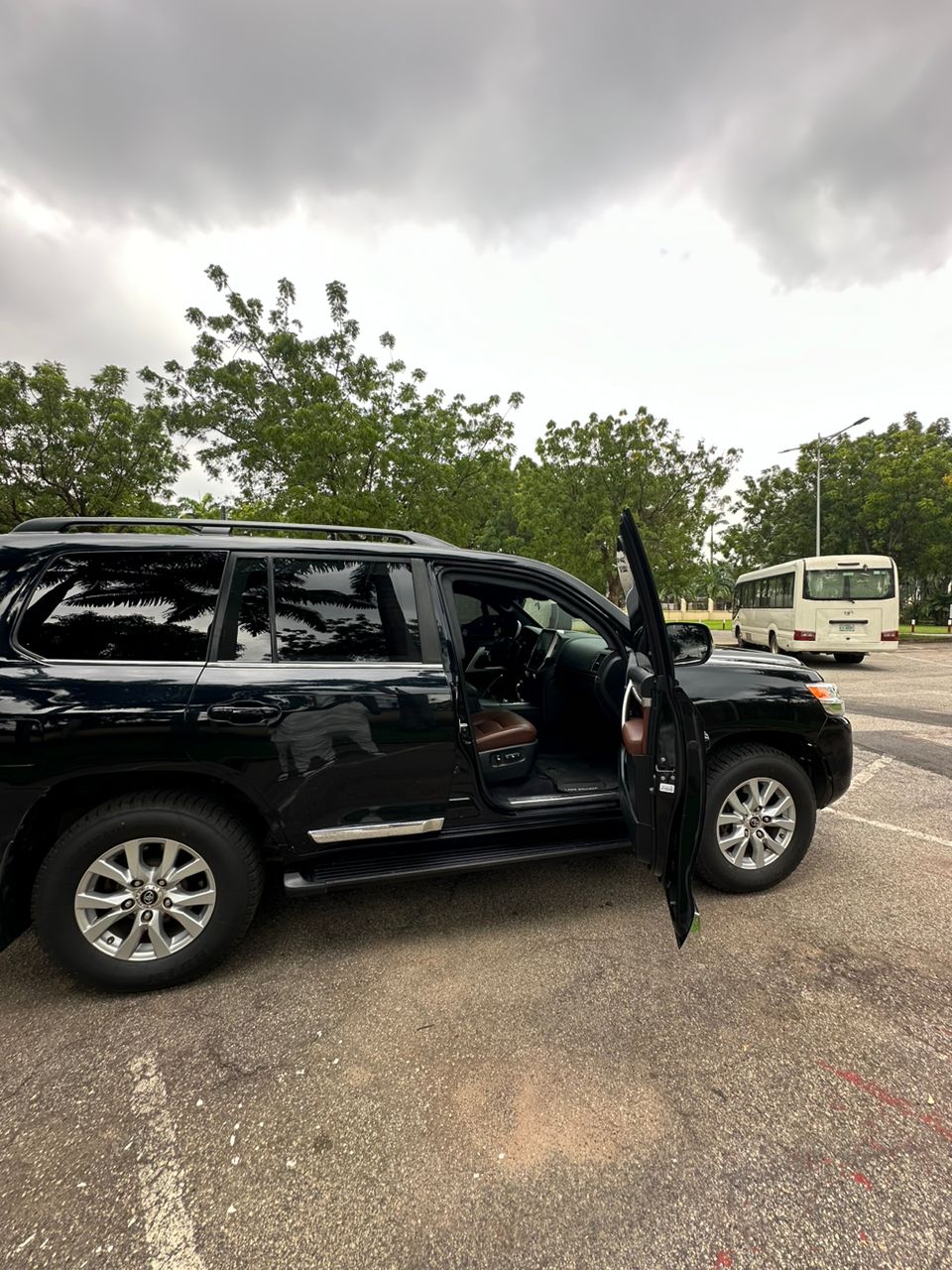 Executive vehicle for secure chauffeur service