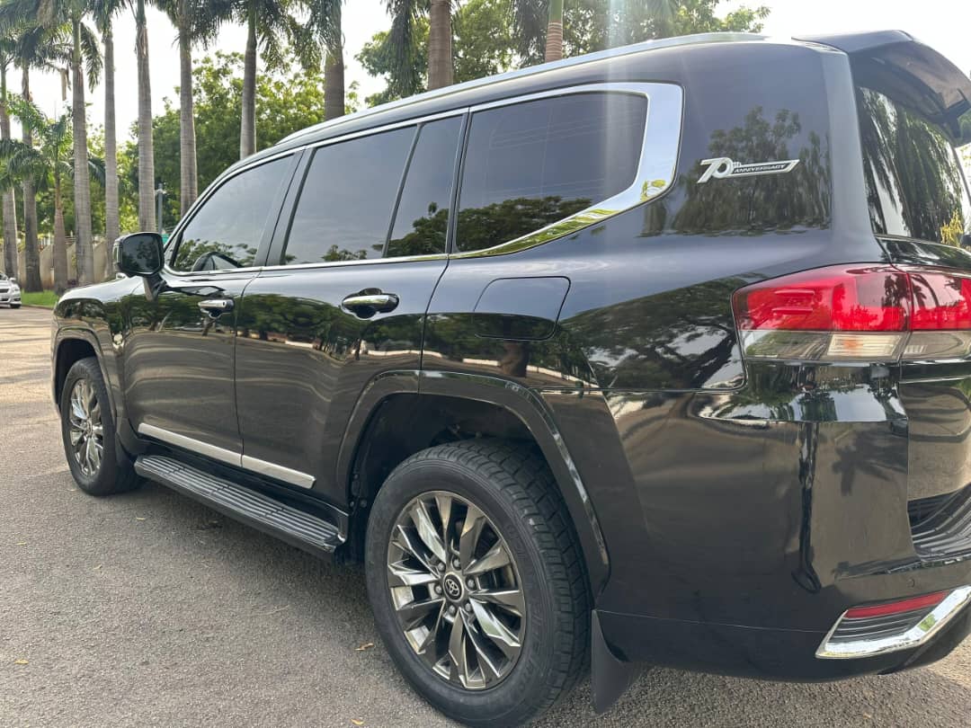 Premium Pax Mentis fleet vehicle